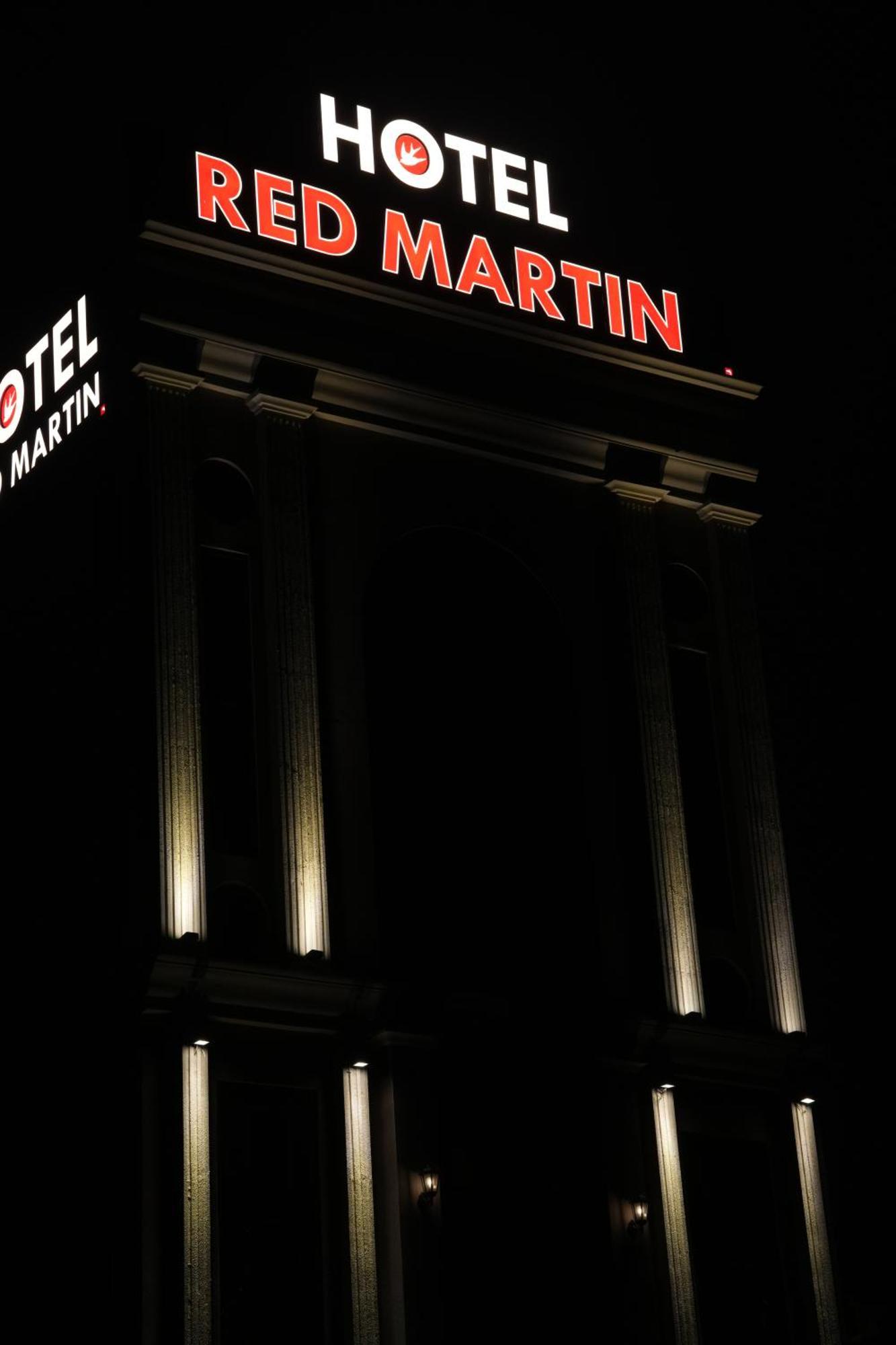 ホテル Stamps Red Martin By Eight Continents - 70 Steps From Golden Temple アムリトサル エクステリア 写真